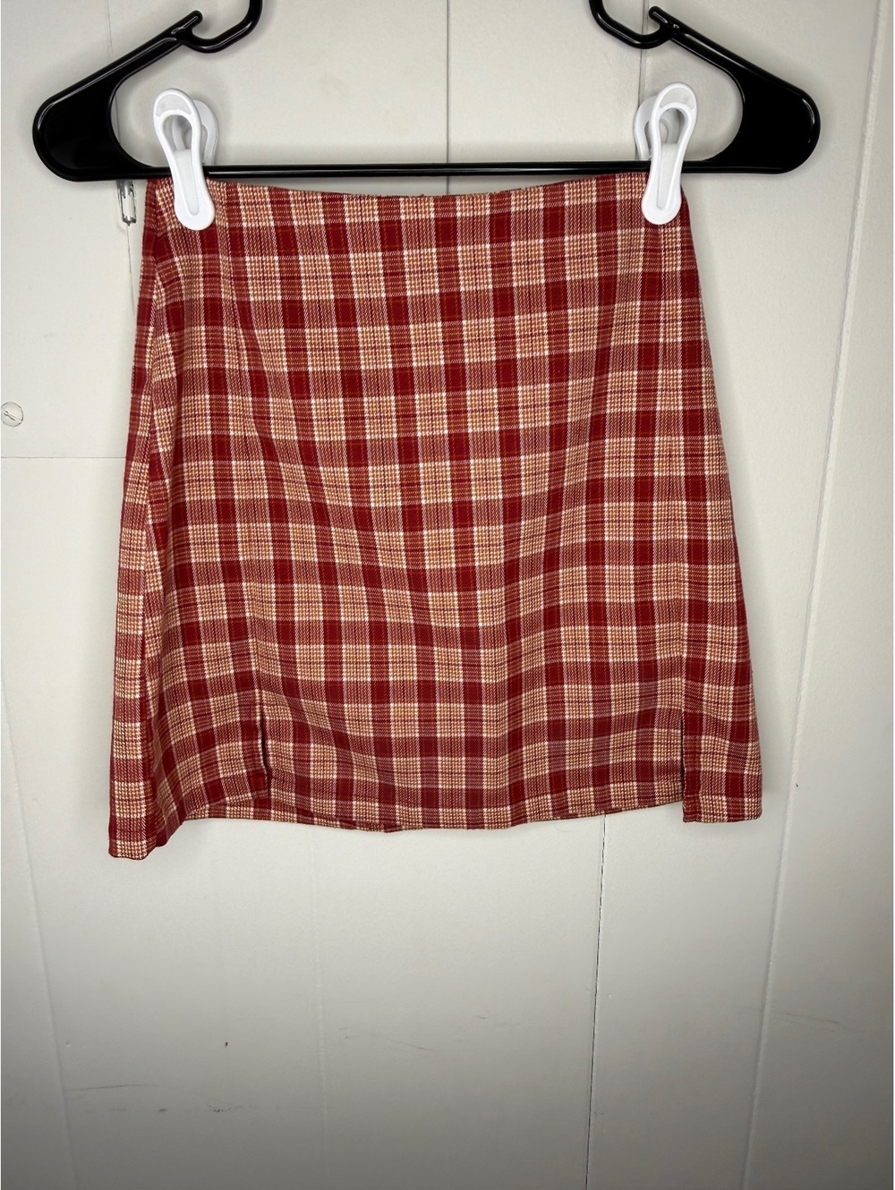 J. Galt Red and Beige Plaid Mini Skirt, Size XS Polyester Blend